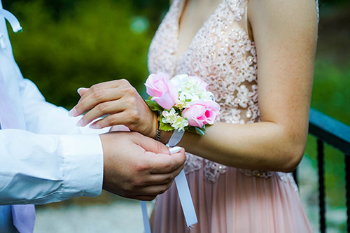 prom couple